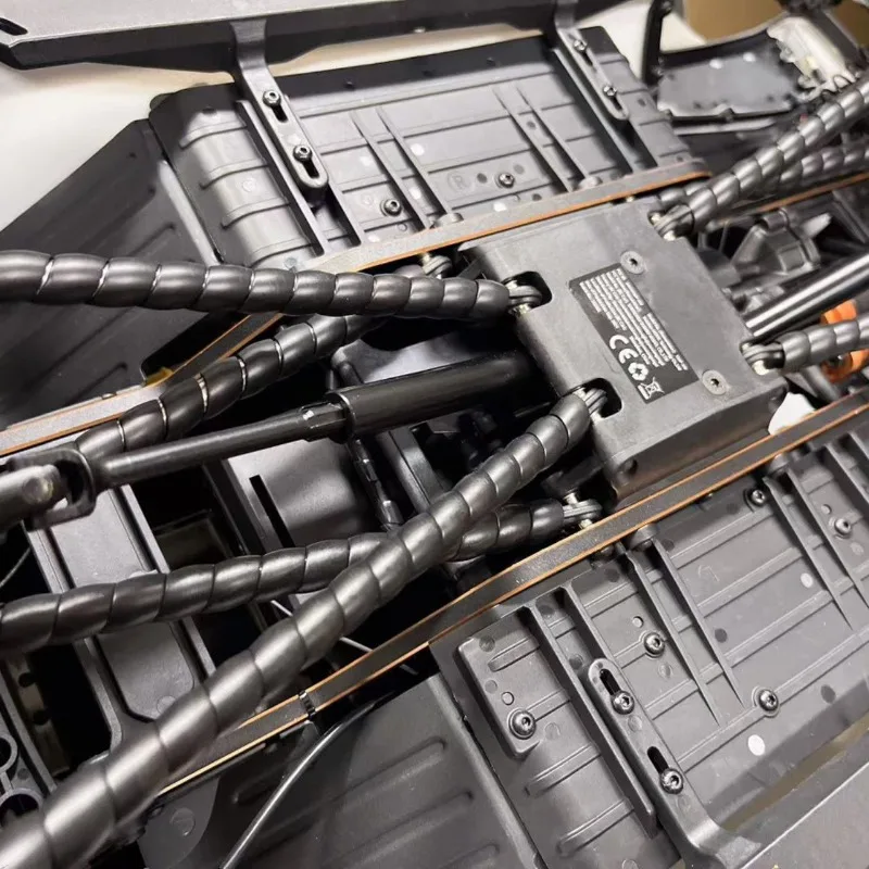 RLAARLO MK07/JK07/TK07 Спиральная защита гусеничного толкателя в масштабе 1/7, защитный рукав из полиэтилена для полной защиты рычага автомобиля