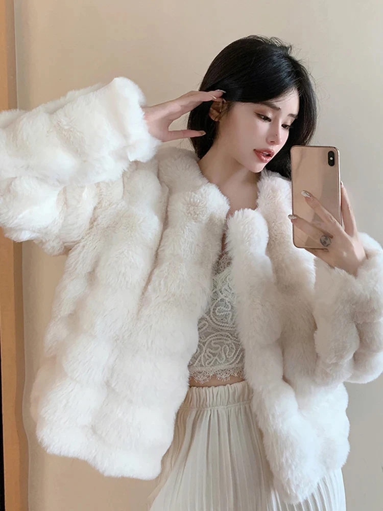 2024 New Fashion Imitation Rabbit Hair Coat Women Winter Warm Luxury Fur Jacket Plus Size Outwear Female Vest Coats Beige