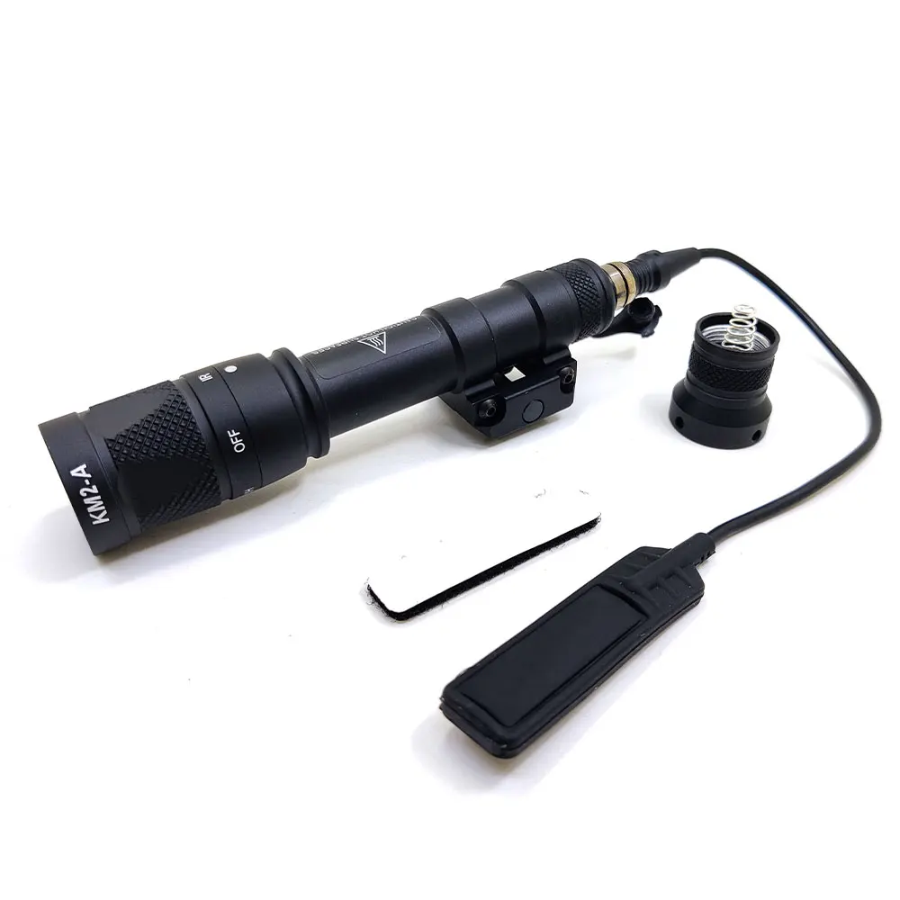 SOTAC Tattico M600V Luce IR e LED Torcia Scout Bianca con Pressostato Remoto per Binario da Caccia