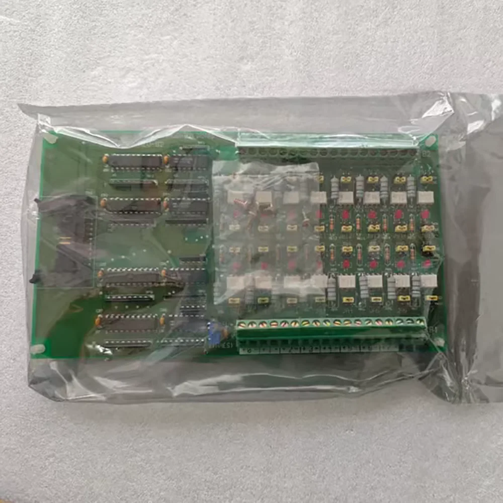 PCLD-782B 24 /16 Channel Digital Isolation Input Terminal Board 5-24V DC Input