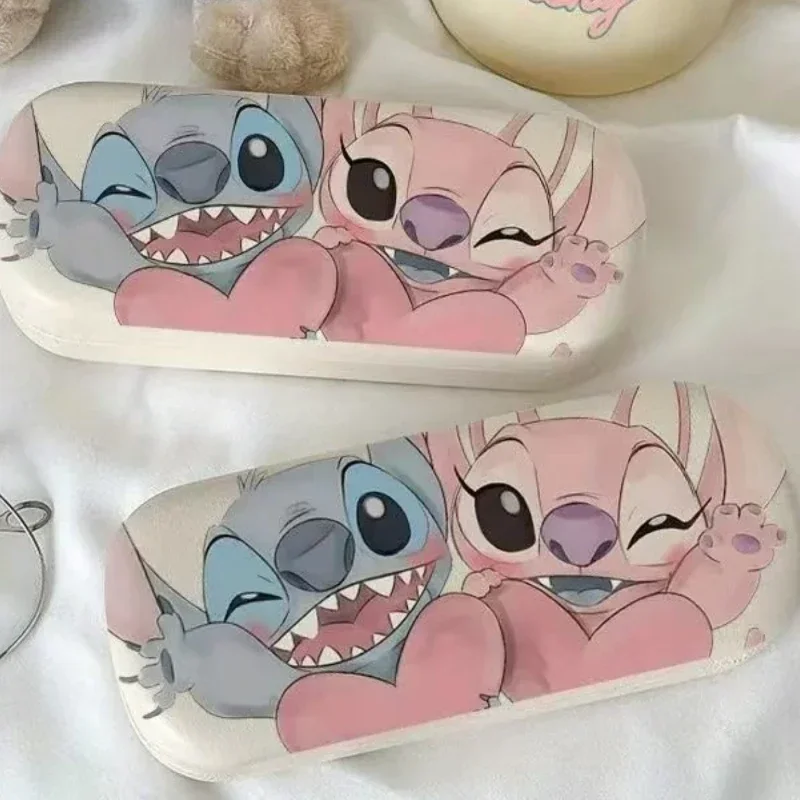

MINISO Stich cartoon glasses box, student advanced simple glasses box portable pattern