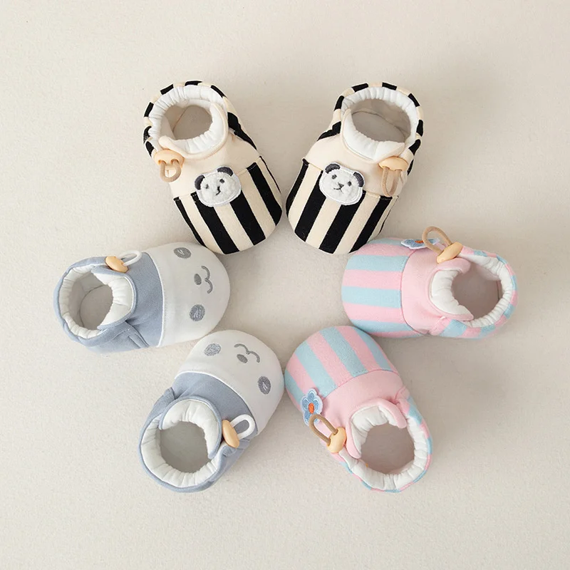 

Newborn First Walker Shoes For Infants Cartoon Cotton Cloth Baby Sneakers Soft-sole Anti-slip Toddler Floor Shoes For Boys Girls