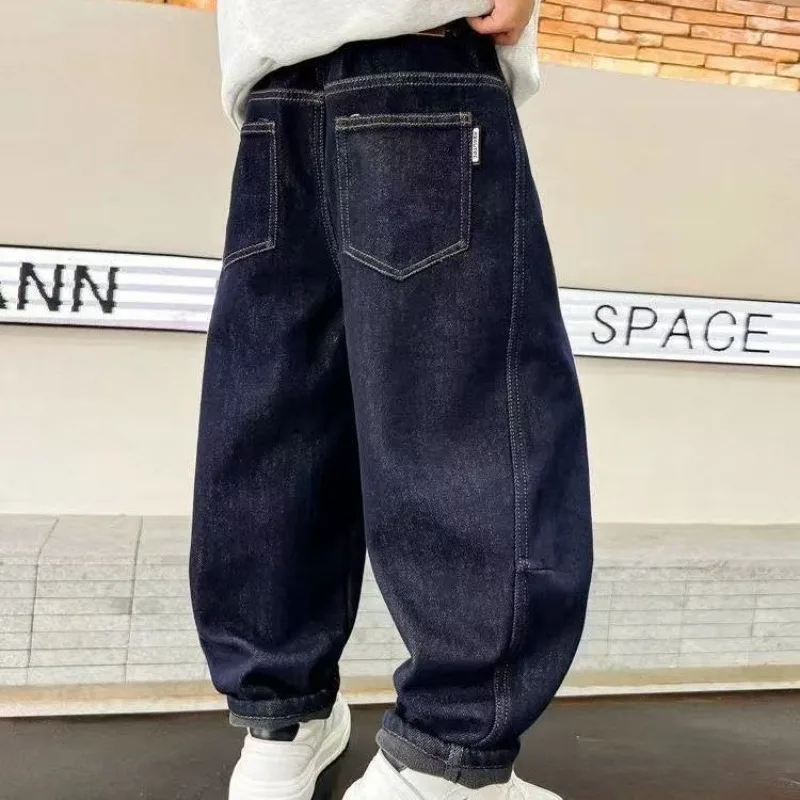 Boys Fleece Lined Jeans 2026 New Korean Style Curved Hem Pants Kids Warm Denim Trousers Handsome Casual Streetwear