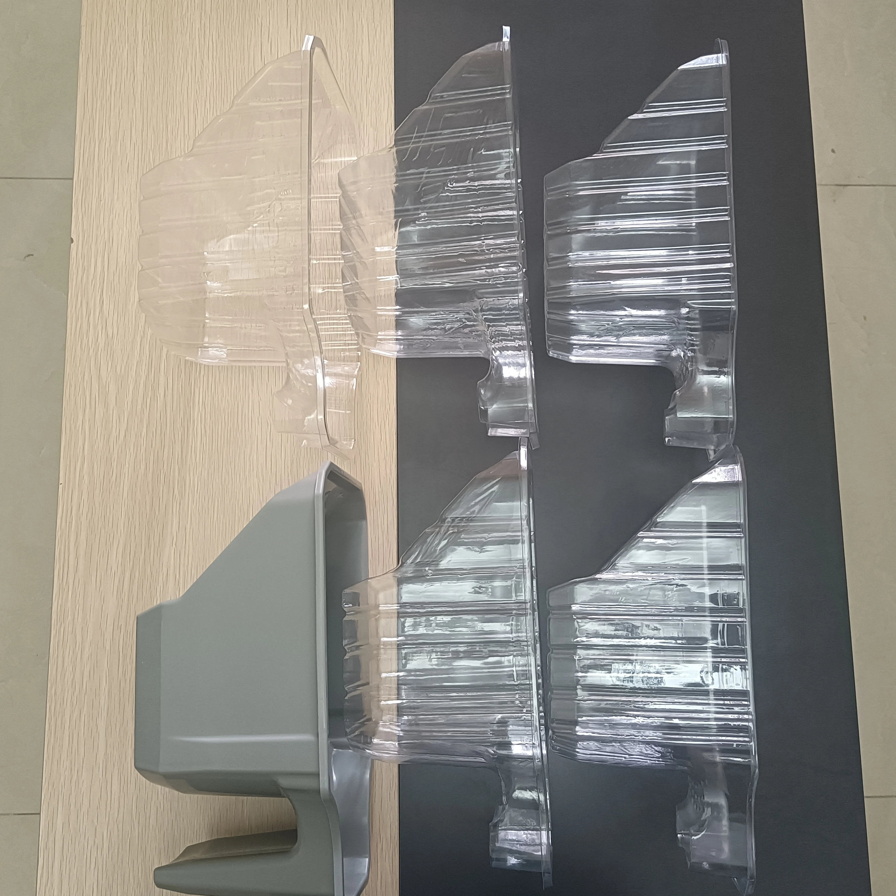 6-piece paint cup set, 1 plastic paint cup+5 PET replacement transparent pads for convenient and durable use