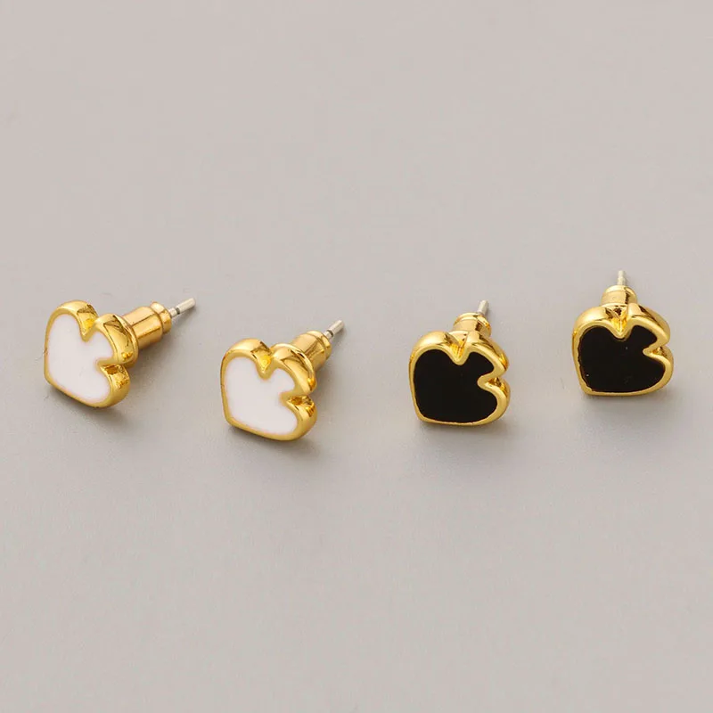 Spring Summer Sweet Cute Romantic Enamel Tiny Poker Spades Heart Stud Earrings Copper Gilded High Quality Fashion Accessories