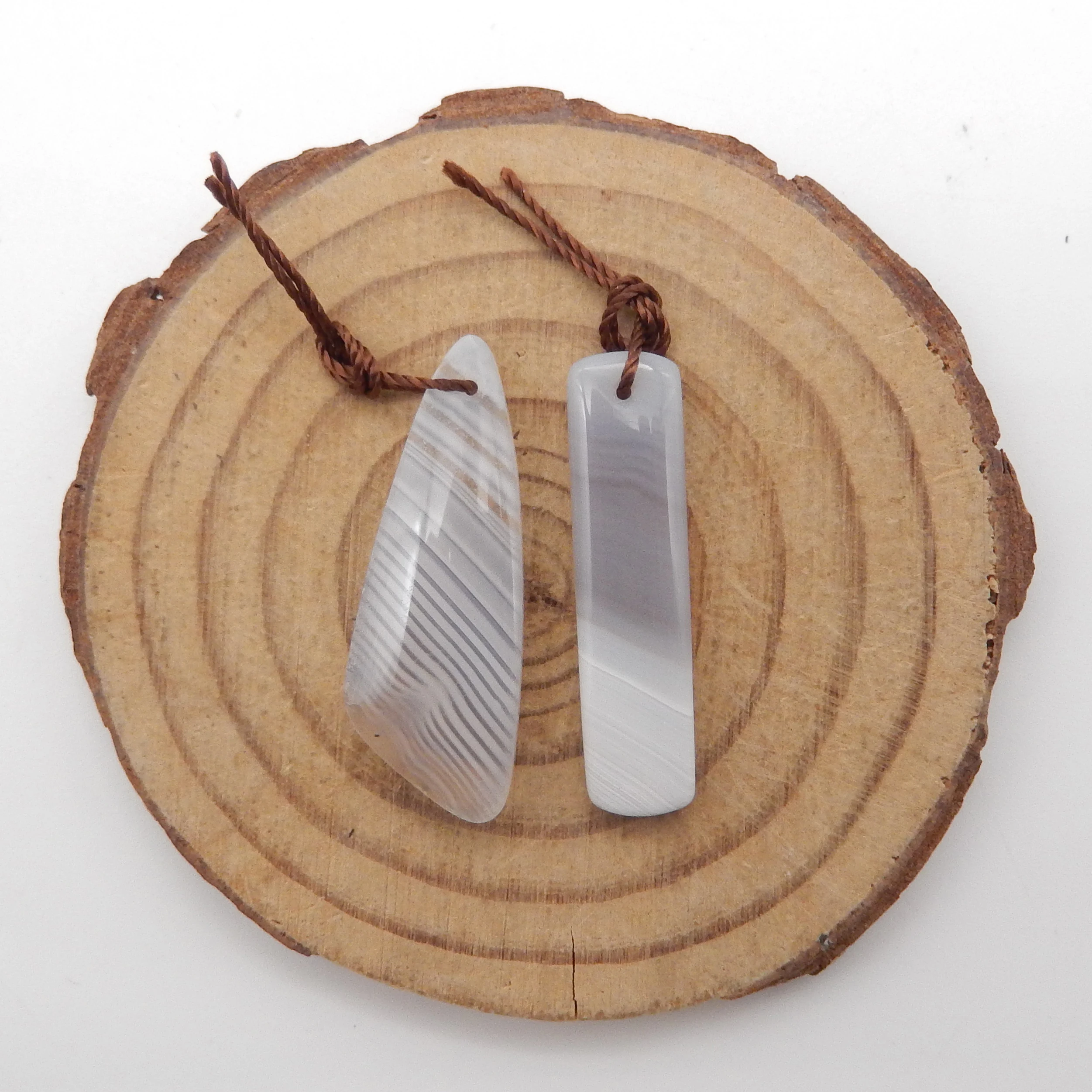 2Pieces Natural Stripe Agate Pendant For Women, Gemstone Pendant Beads for Jewelry Making,31x8x4mm/33x12x4mm-4.3g