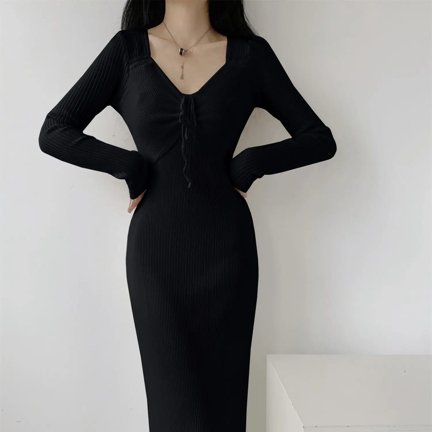 Korejpaa 2024 Autumn Knitted Dress French Elegant Twisted Strap Sweater Dresses Women Korean Fashion Slimming Bodycon Vestidos