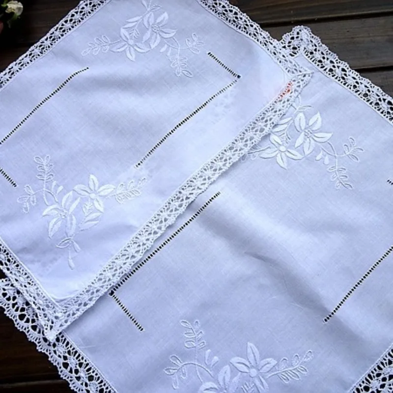 4PCS Pure Cotton Hand-embroidered Yarn British Retro Pastoral Fabric Placemat Decorative Handkerchief 30X42CM