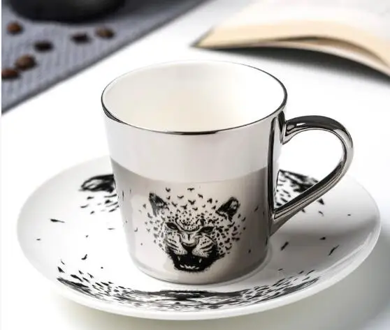 コレクション Luke Chueh coffee cup Creative Horse Anamorphic Cup Mirror Reflection Cup Hummingbird