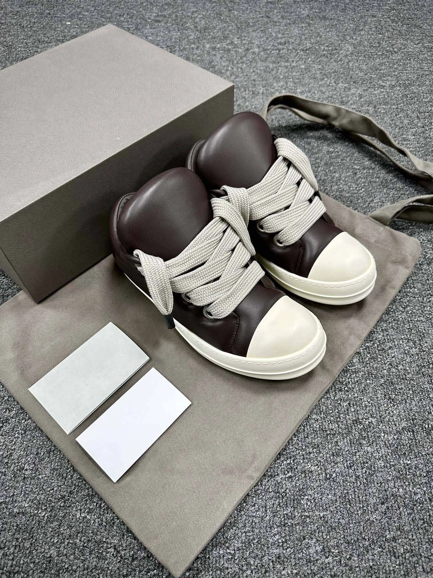 2024 Dark Owen Style Bread Shoes Top Quality 1:1 Sheepskin Real Leather Men Sneakers Shoes