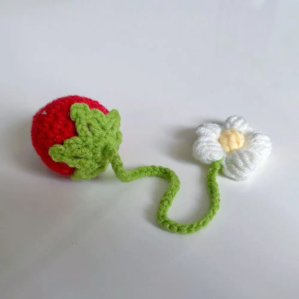 Handmade malha 3D morango pingente, Presente Bookmark, Flor e folha, rosa e vermelho, Bookmark