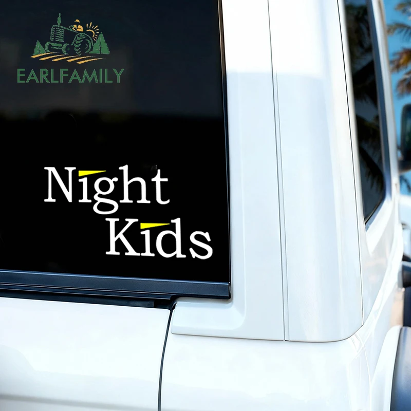 

EARLFAMILY 13 см x 8,1 см, белая водонепроницаемая наклейка с простым слоганом для мотоцикла, автомобильная наклейка для защиты от царапин на лобовом стекле, для ночного использования