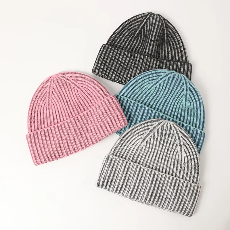 

2023 New Winter Wide Edge Cashmere Women's Hat Couple Knitted Colorful Flared Wool Blended Hat with Cold Resistant Pullover Hat