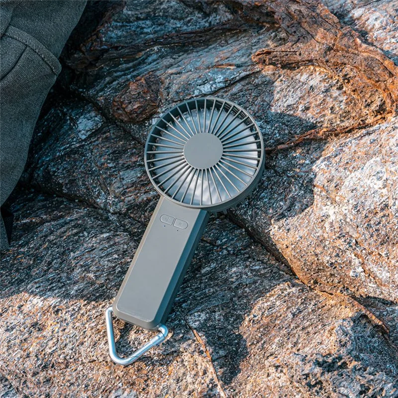 Ventilatore kaki alimentato da ABUS-USB per la repellenza delle zanzare, ideale per attività all'aperto e uso in desktop: portatile e montato in vita