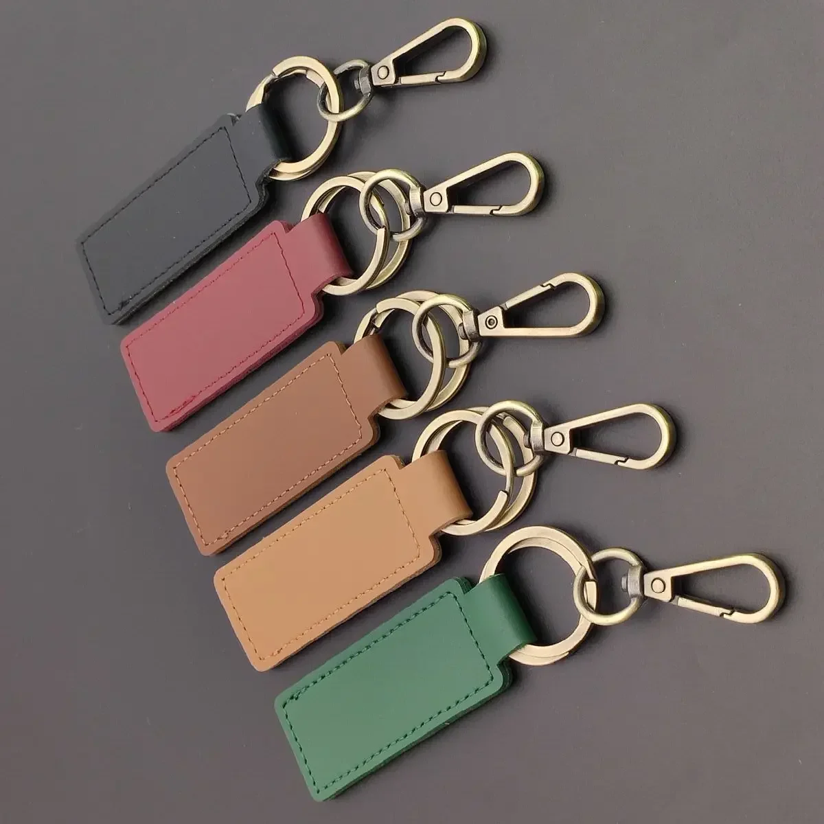 Custom 5 Colors PU Leather Keychain Business Gift Creative DIY Key Chain Men Women Car Key Retro Strap Waist Wallet Keyrings