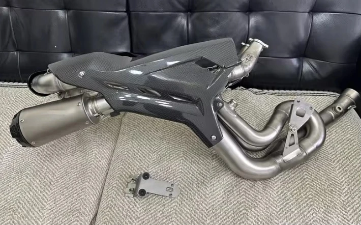 Suitable for v4 panigale  street fighter v4 TERMIGNONI exhaust