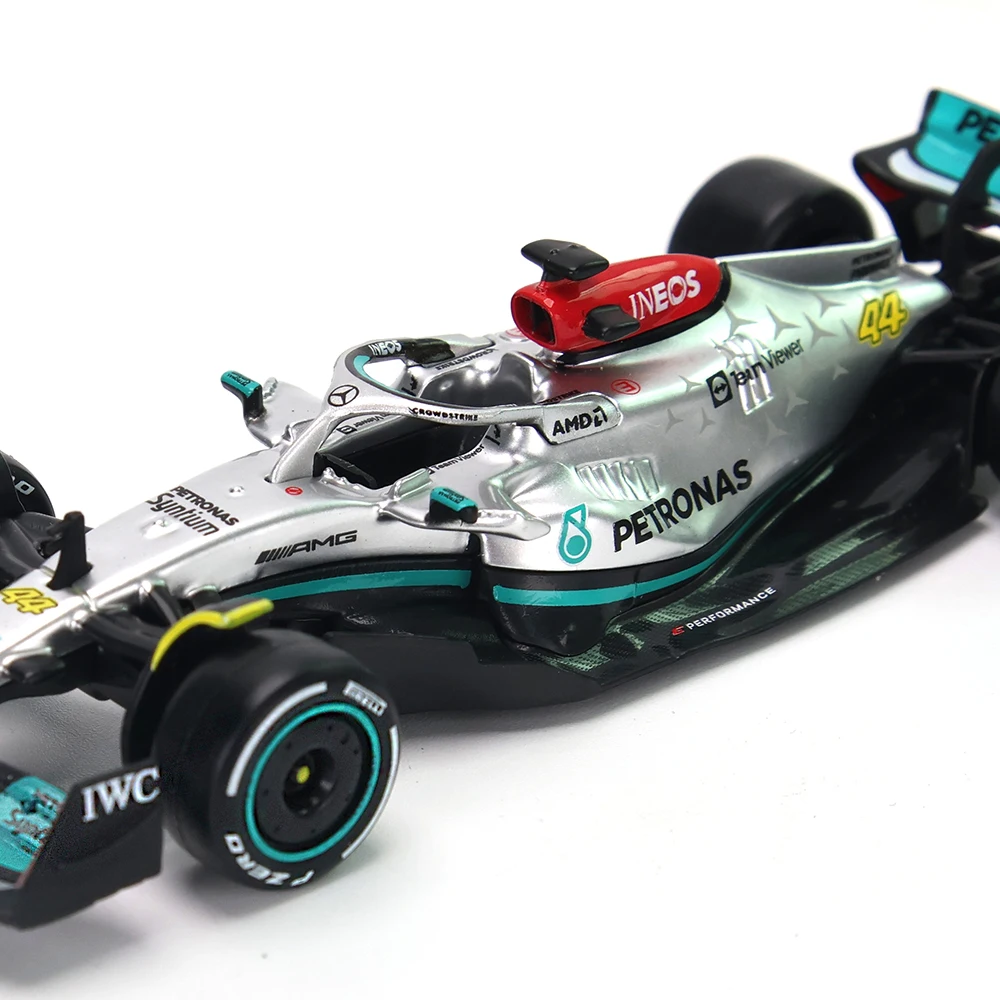 Bburago 1:43 2022 F1 Mercedes-AMG Team W13 #44 Hamilton #63 Russell Alloy Luxury Vehicle Diecast Cars Model Toy