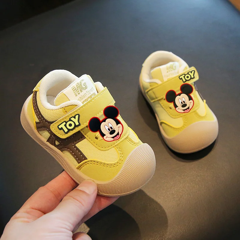 

Mickey Mouse/2026, весенне-осенняя дышащая обувь для малышей на мягкой подошве, нескользящая спортивная обувь для девочек, летняя повседневная обувь для мальчиков