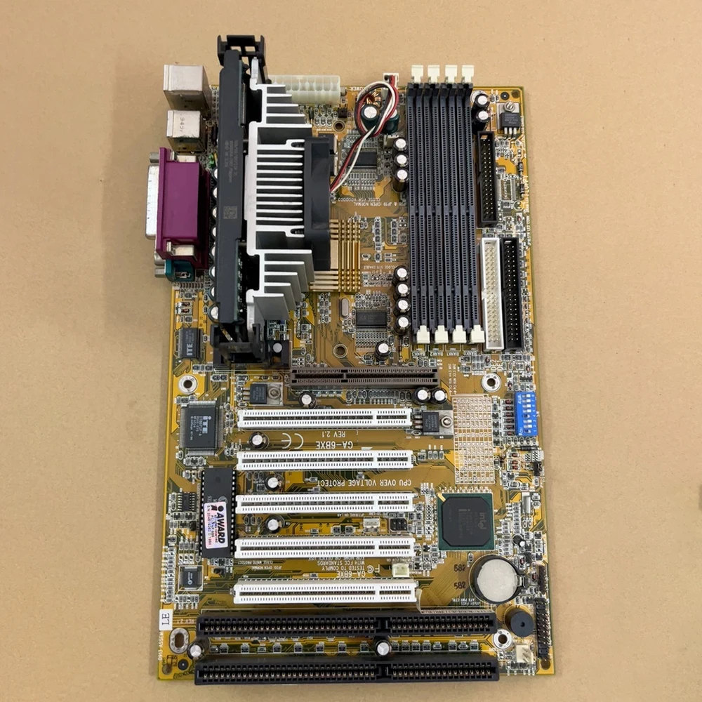 

GA-6BXE REV2.1 Материнская плата промышленного управления