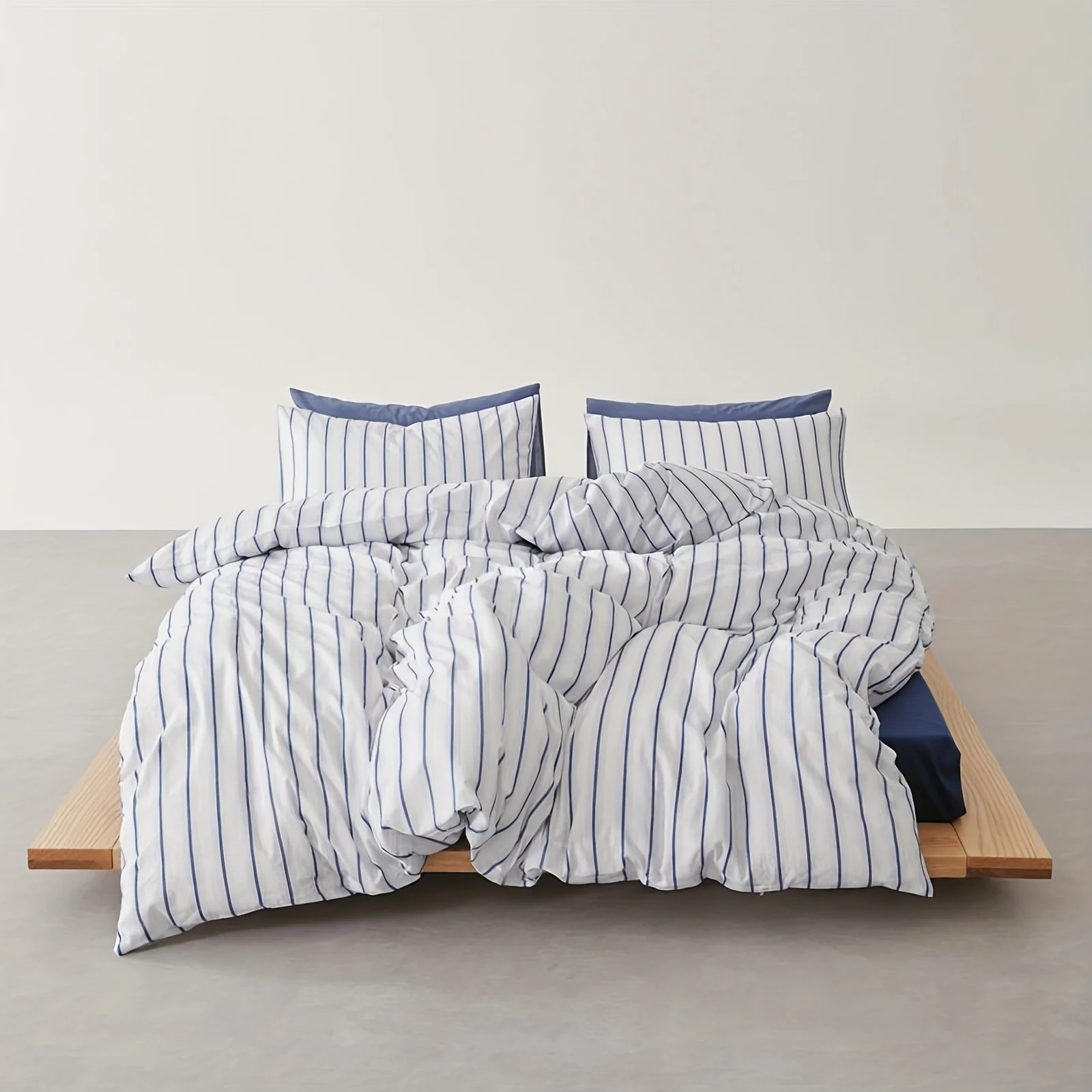 

Комплект пододеяльников из хлопчатобумажной ткани с синим полосатым принтом (2 наволочки + 1 пододеяльник) без подушечек или пододеяльников, комплект из трех предметов с геометрическим рисунком, ультрамягкий и удобный комплект дышащего постельного белья и