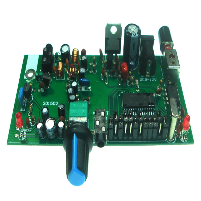 

High stability and high fidelity phase-locked loop FM receiver board with static noise stereo board
