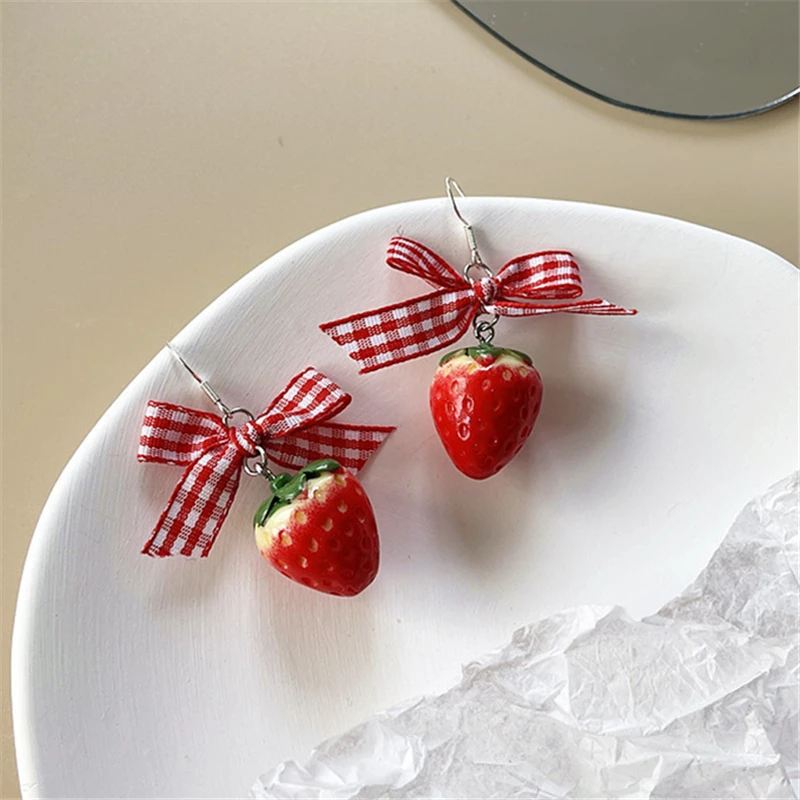 Delicate Red Strawberry Flower Drop Earrings for Women 3D Simulated Fruit Green Leaves Earrings Girls Summer Cottagecore Jewelry