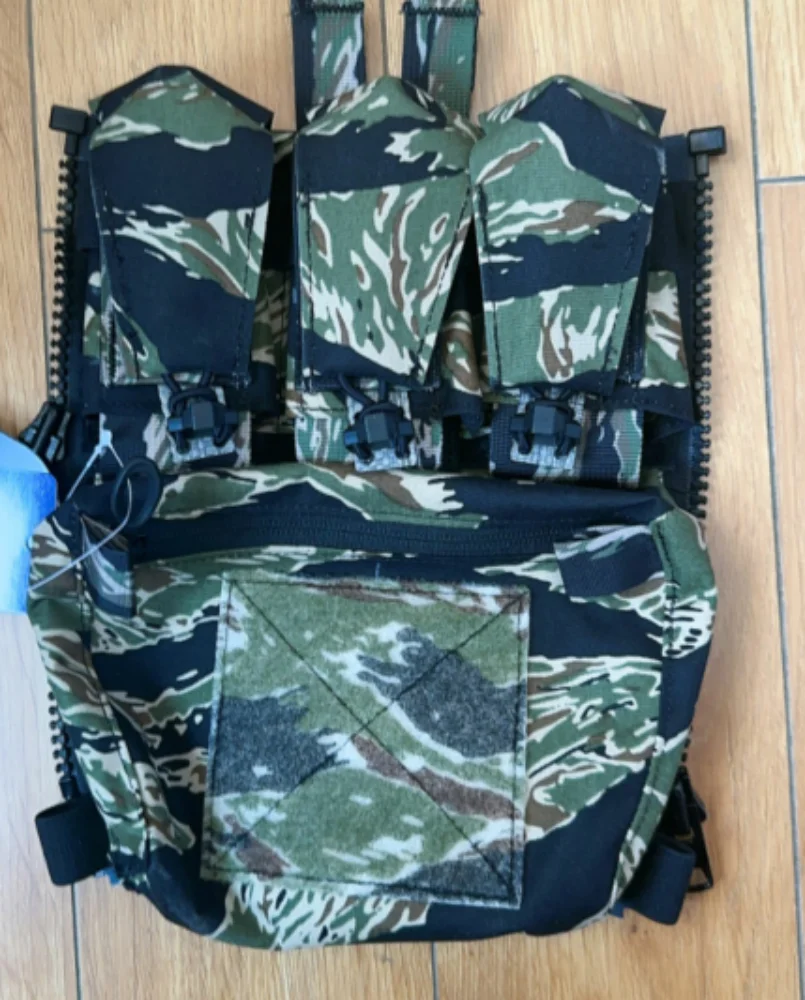 AOR2/AOR1 Multi-Purpose Vest Backplate Bag