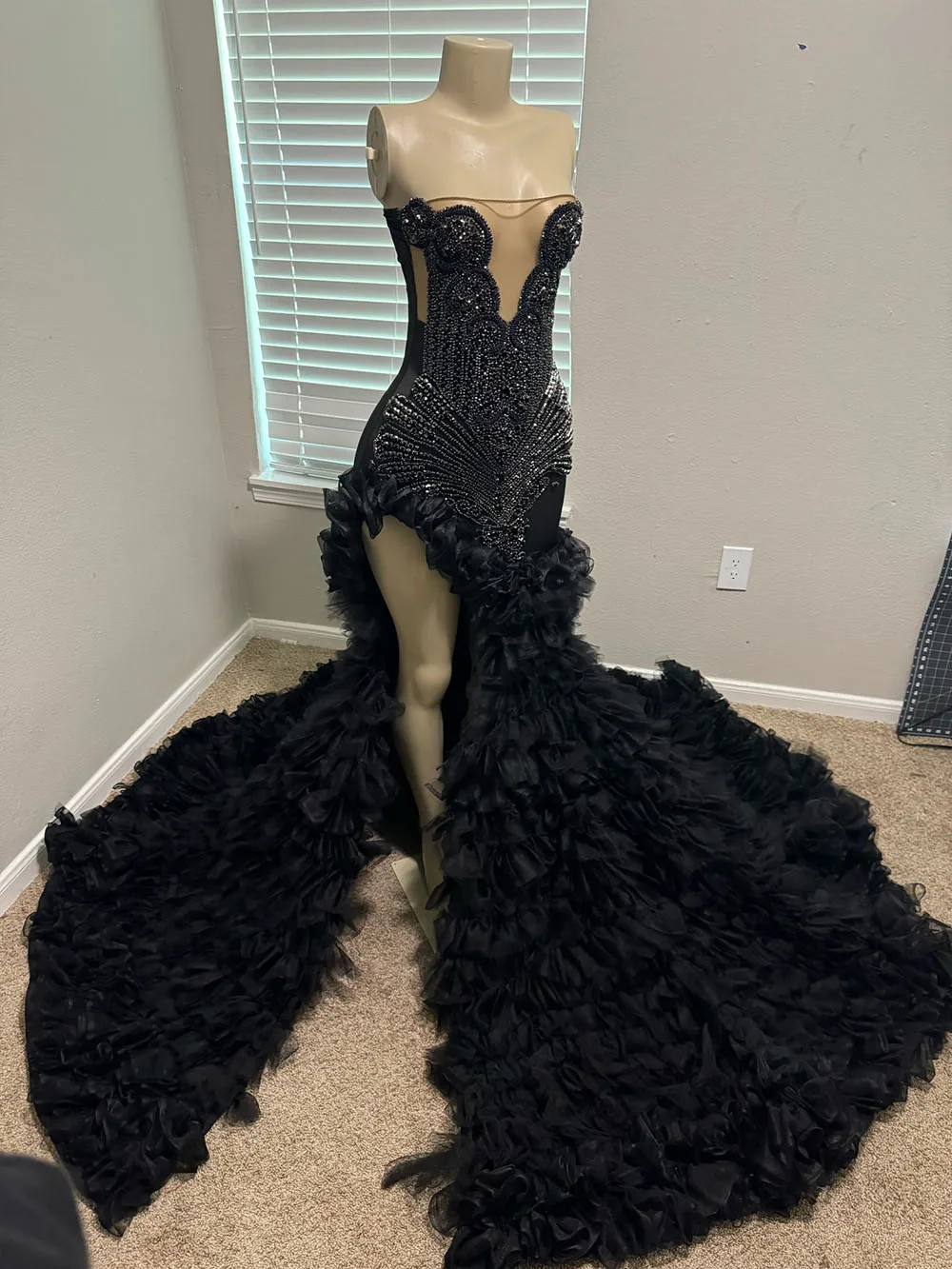 

Black Sparkly Mermaid Prom Dress 2025 Slit Ruffle Skirt Graduation Party Dress Wedding Reception Customized