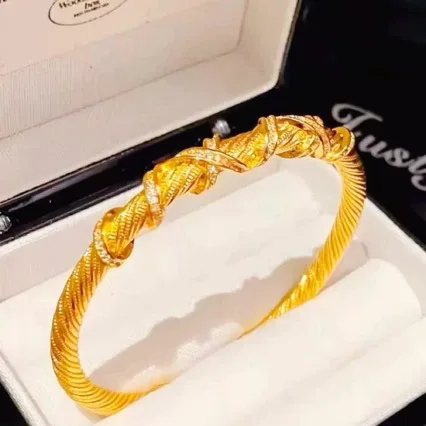 

Women's 24K Gold (AU999) Filigree Twisted Open Solid Bracelet | Gold-inlaid flower knots, hammered texture with adjustable clasp