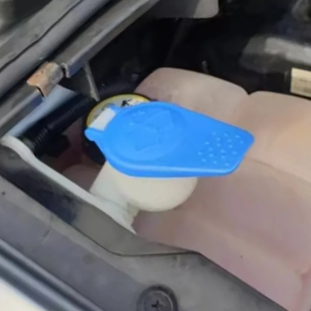 1Pc Car Windshield Water Bottle Cover 3M5117632AB Washer Bottle Cap For Ford Focus MK2 2005-2008 C-Max 2007-2010 Galaxy WA6
