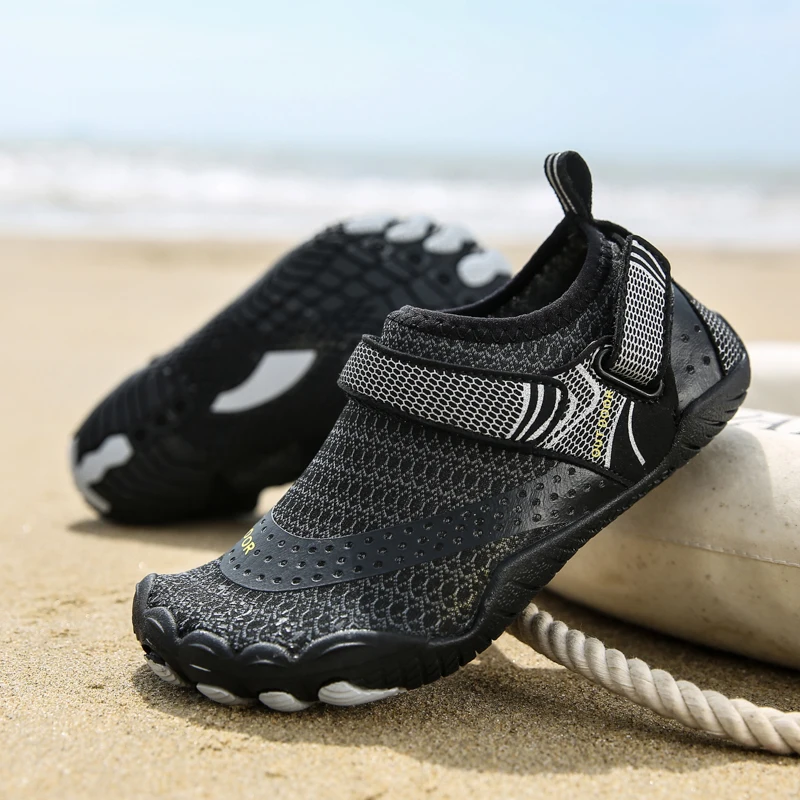 

Kids Water Shoes Swimming Beach Sneakers Boys Girls Quick-dry Wading Shoes Children's Upstream Shoes Breathable Barefoot Sandals