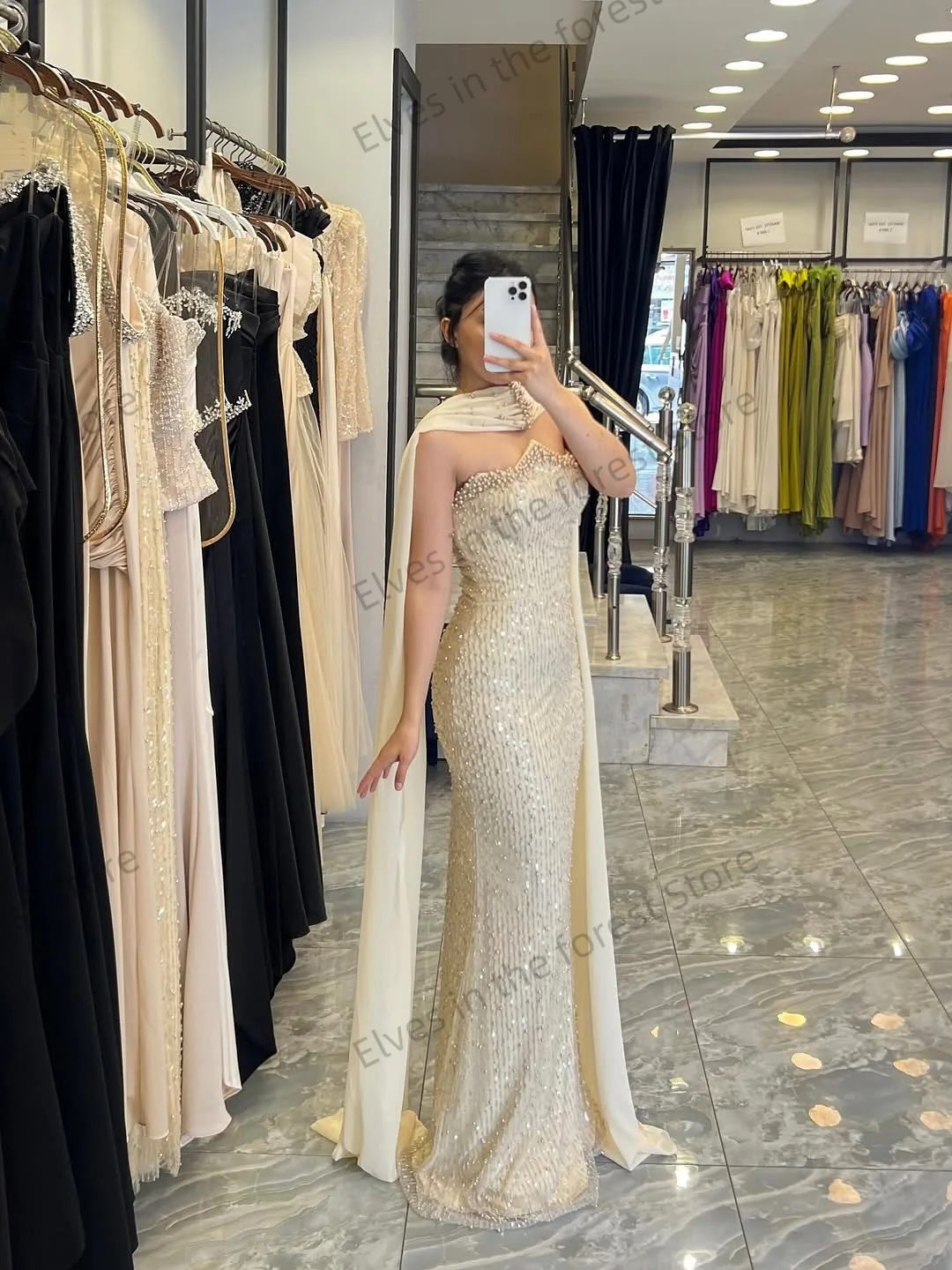 فساتين سهرة حورية البحر الفاخرة بلون الشمبانيا مطرزة بدون أكمام فساتين حفلات نسائية مخصصة بطول الأرض لؤلؤ لامع ملابس الحفلات