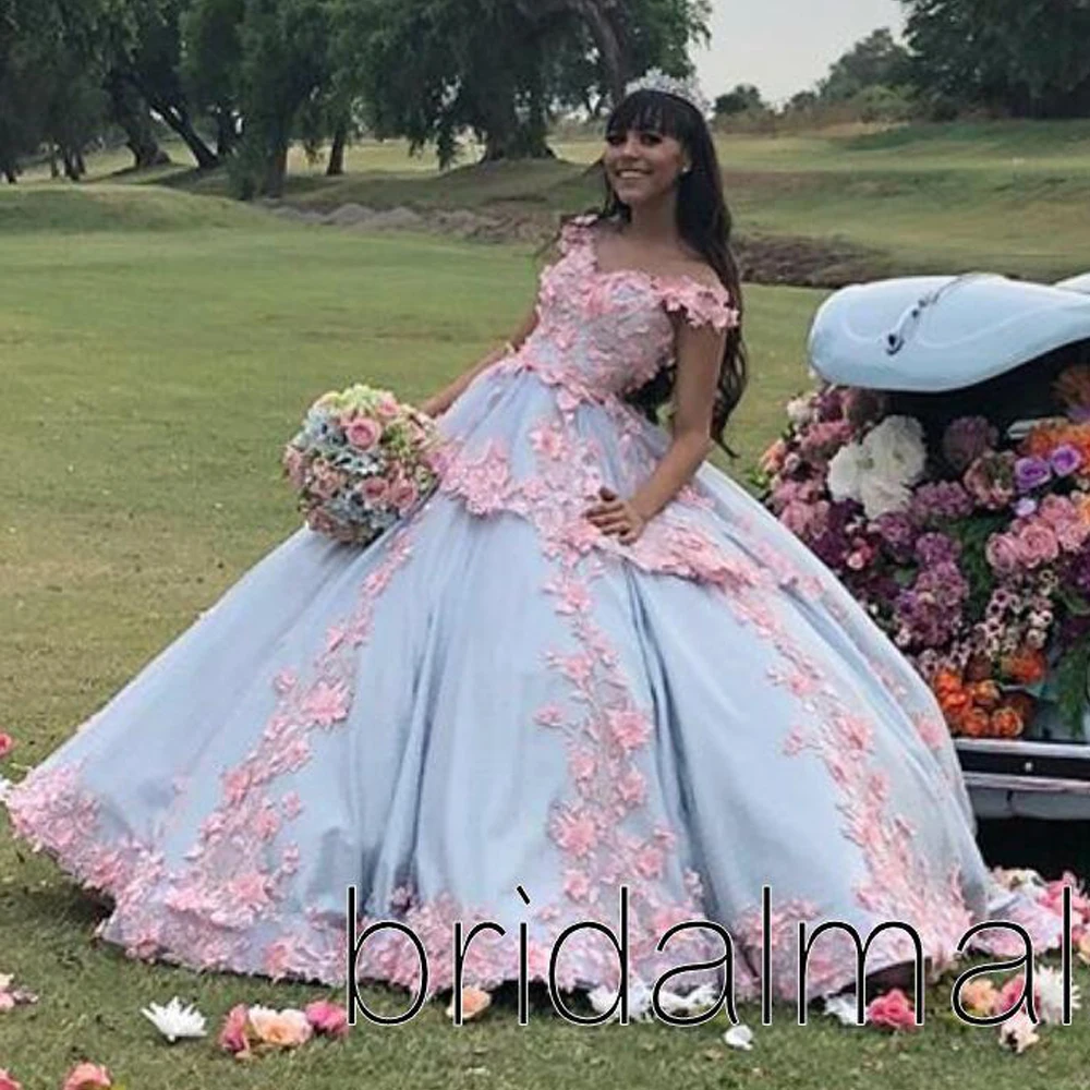 Nieuwe Blauwe En Roze Baljurk Quinceanera Jurken Met Handgemaakte Bloemen Off Shoulder Formele Partij Jassen Pageant Hof Trein Zoete