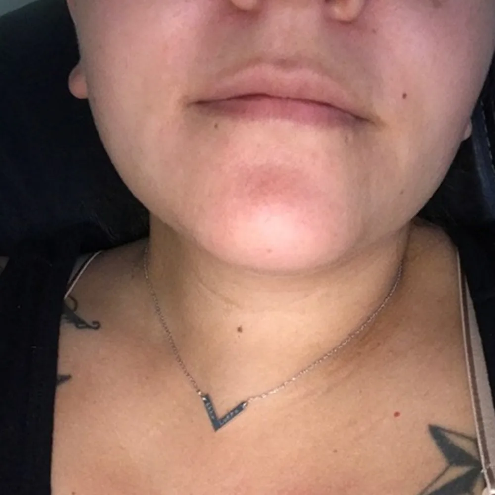 

Custom Double Name Necklace For Women Customized Items Engraved Nameplate V Letter Pendant Valentine's Day Gift