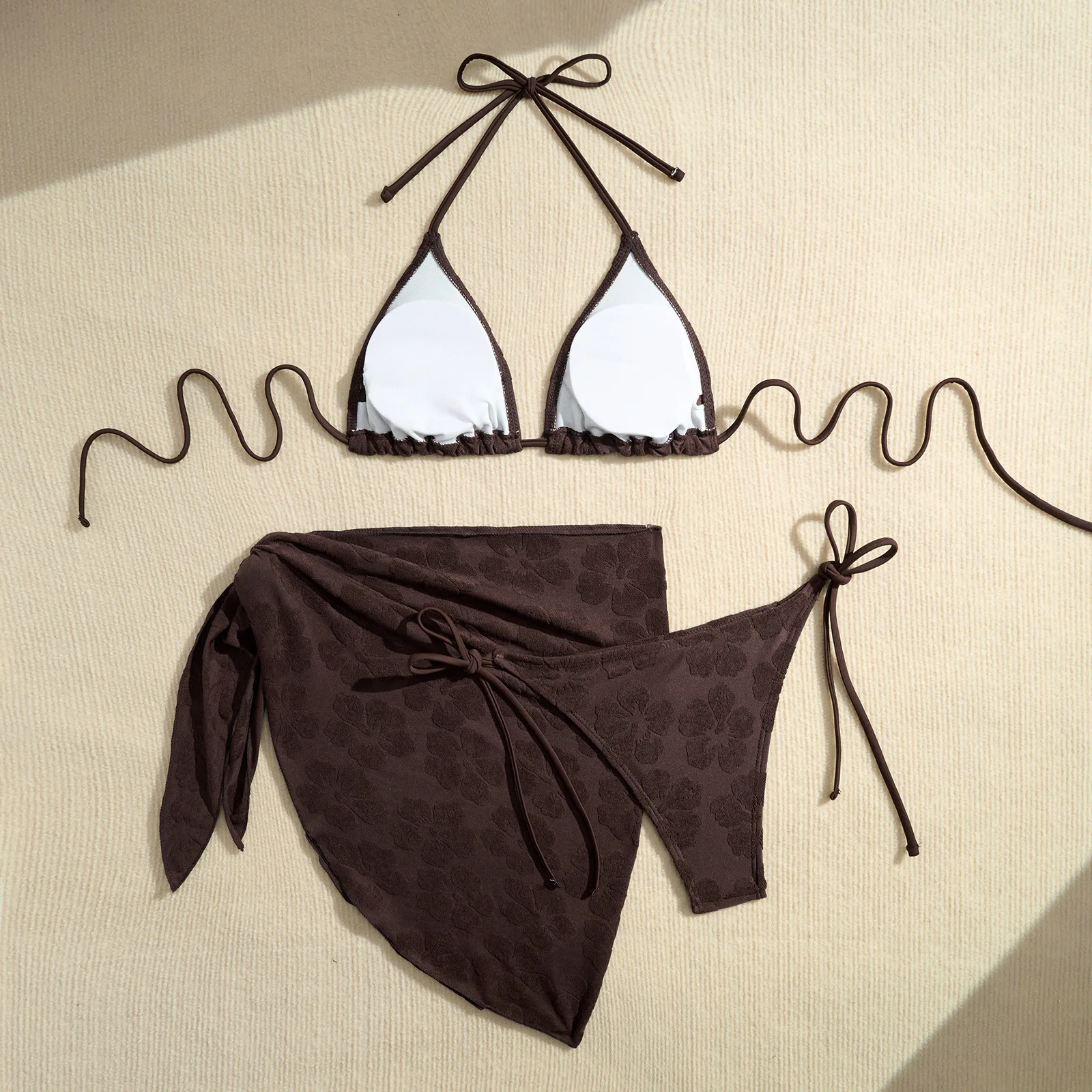 ชุดบิกินี่เซ็กซี่สำหรับผู้หญิง ชุดบราแบบผูกคอ ชุดกระโปรง 3 ชิ้น ชุดว่ายน้ำแบบคลุม ชุดว่ายน้ำแบบจีสตริง ชุดว่ายน้ำทรงสามเหลี่ยม บิกินี่ชายหาด ชุดว่ายน้ำสำหรับผู้หญิง