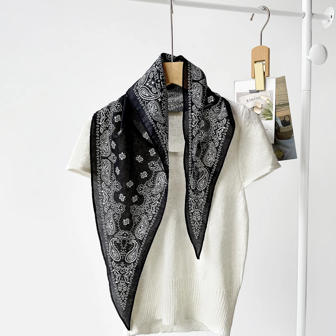 Nouvelle Écharpe de Luxe Femme - Bandana Cotton avis et prix