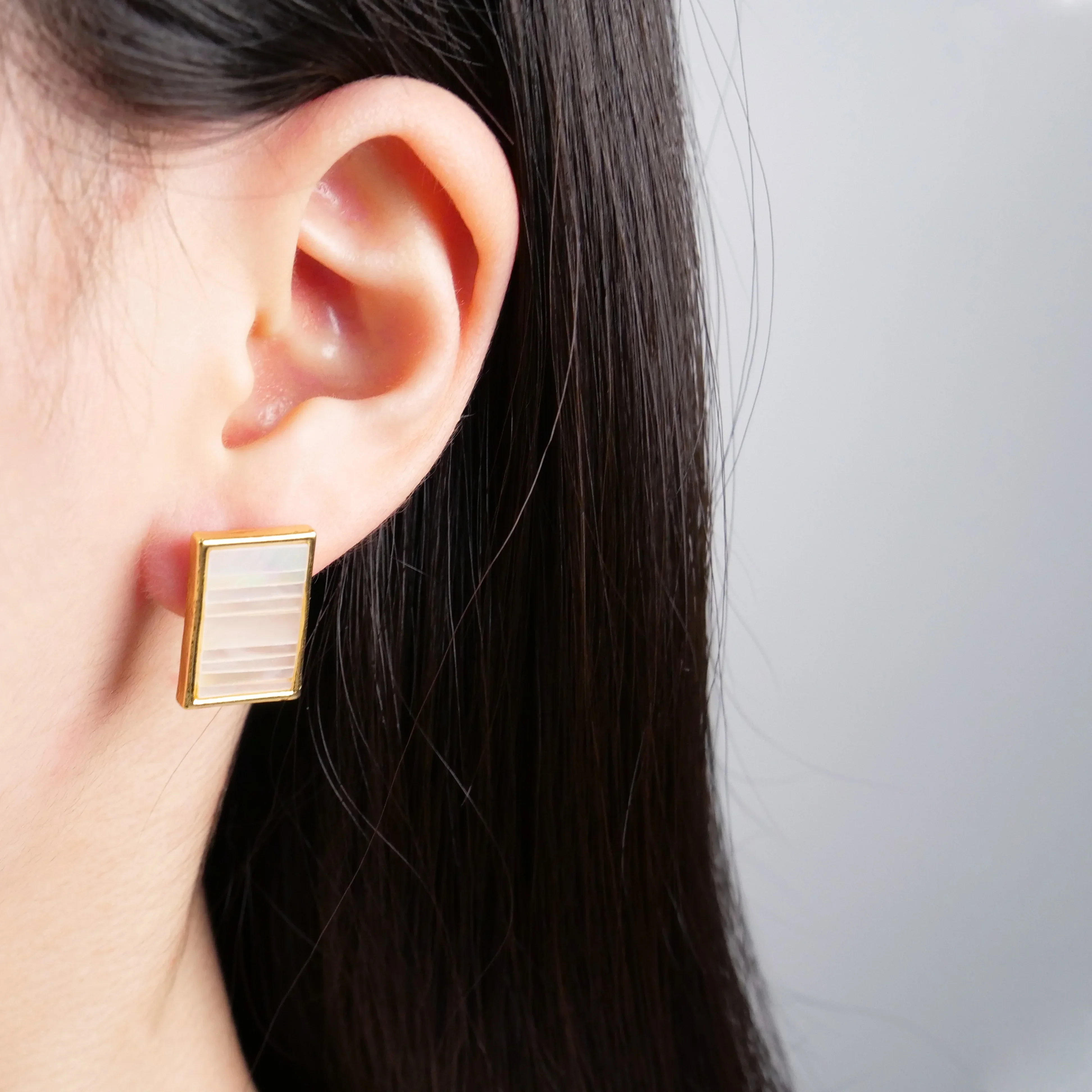 

European and American fashion abstract style Valentine's Day gift rectangular earrings high sense design light luxury earrings