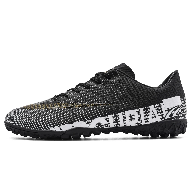 Men Two-tone Football Boots Black And White Stitching Upper High-top Soccer Shoes High Quality Cleats New Arrivaling