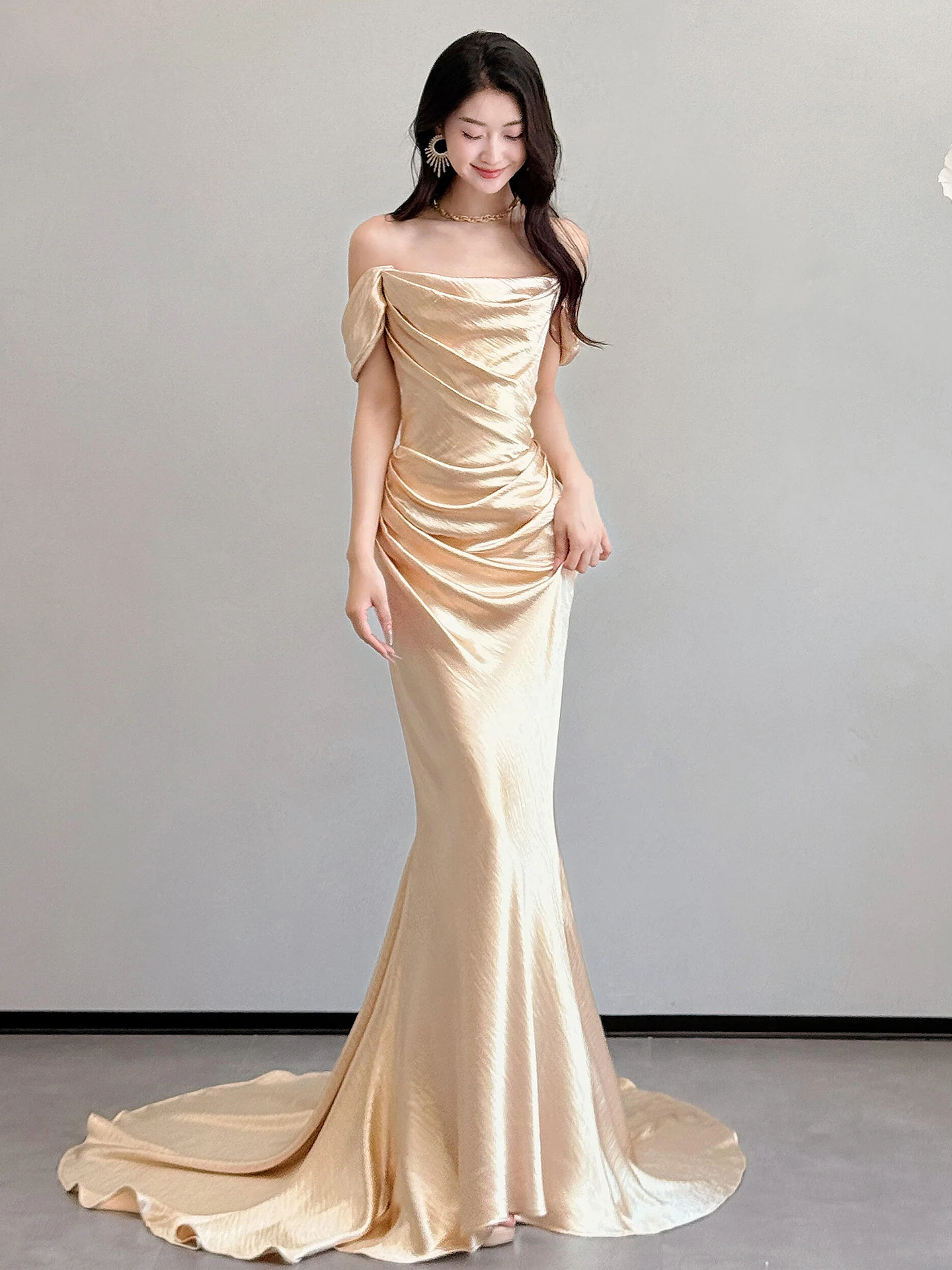 

Champagne Color One oulder Evening Gown Luxury mat Bride Fi Tail Engagement Banquet Morning Photo Wedding Dr