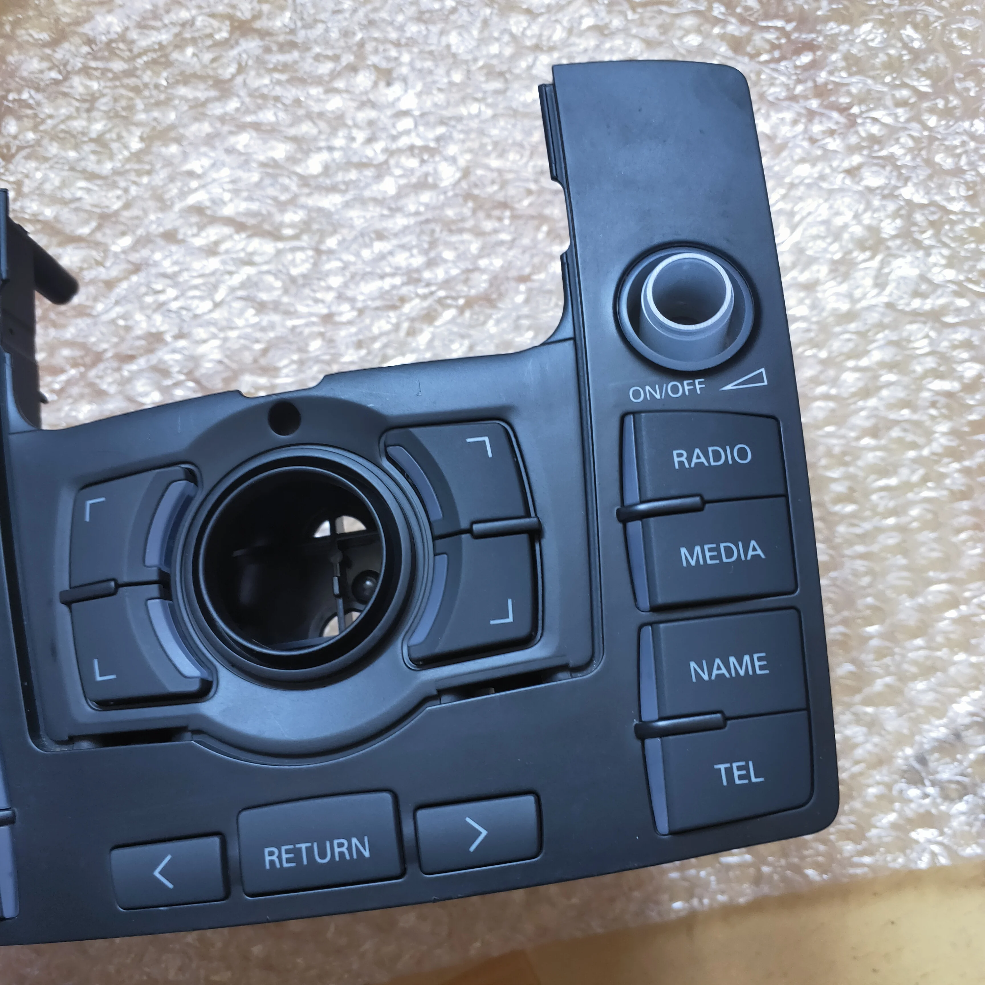 For Audi 2005-2011 A6L C6 Multimedia Control Panel Cover