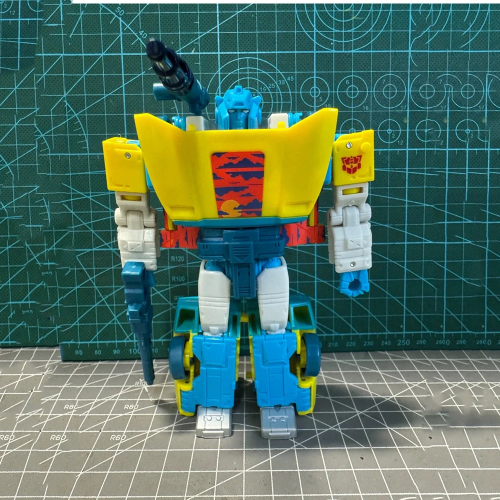 Hasbro Transformers Deluxe Class Sideswipe Genuine Bulk Goods Have Defects Model Doll Action Figure Birthday Gift