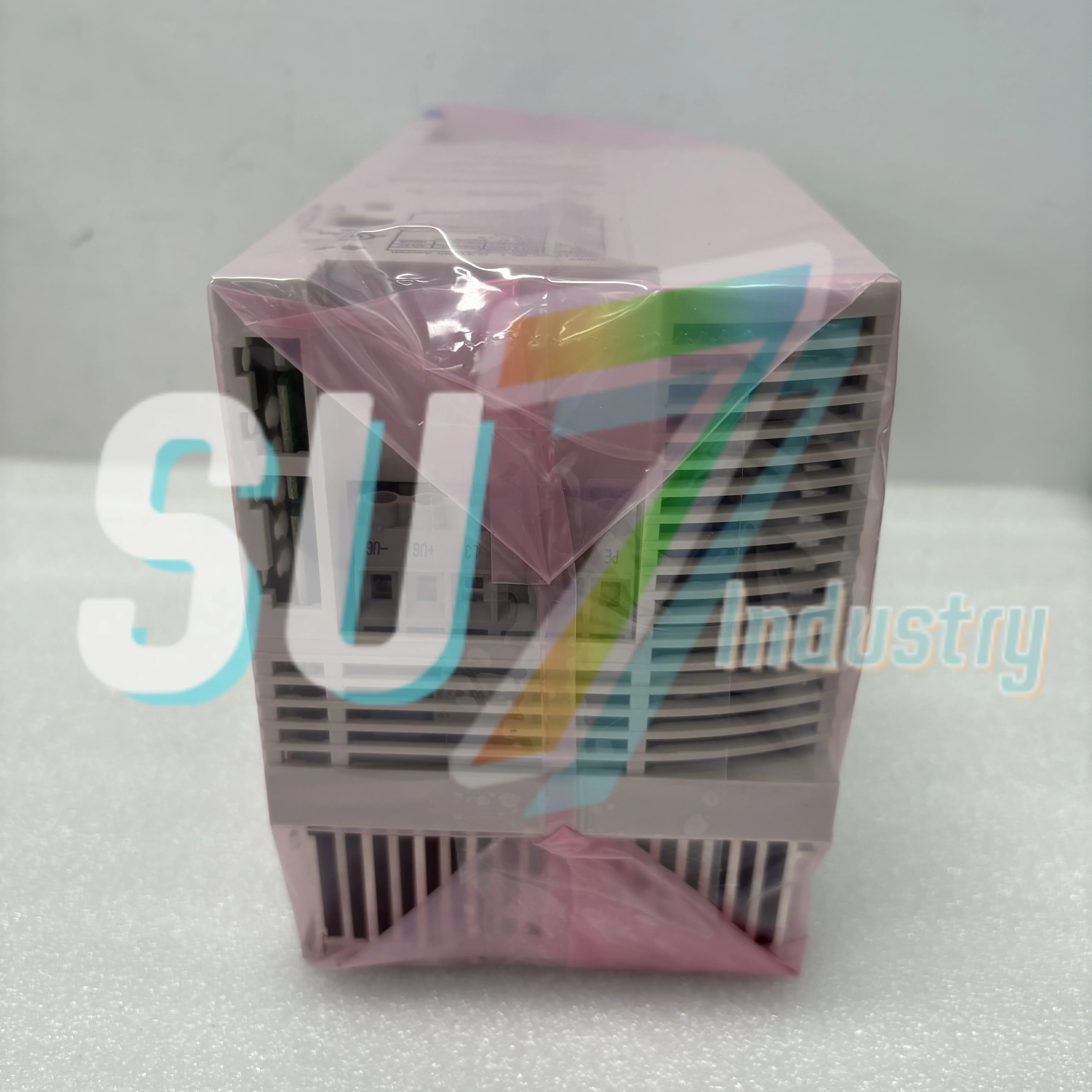 

E82EV302K4C040 E82EV302_4C040 Frequency Converter New In Box