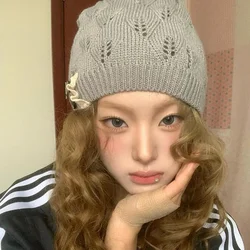 Korean Retro Button Design Knitted Beanies for Women Autumn and Winter Thin Versatile Show Face Small Elastic Stacking Hats