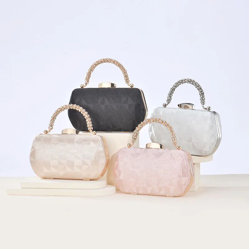 

Глянцевый блестящий женский клатч с треугольным узором, вечерний банкет, женские роскошные сумки через плечо, сумка с бриллиантами