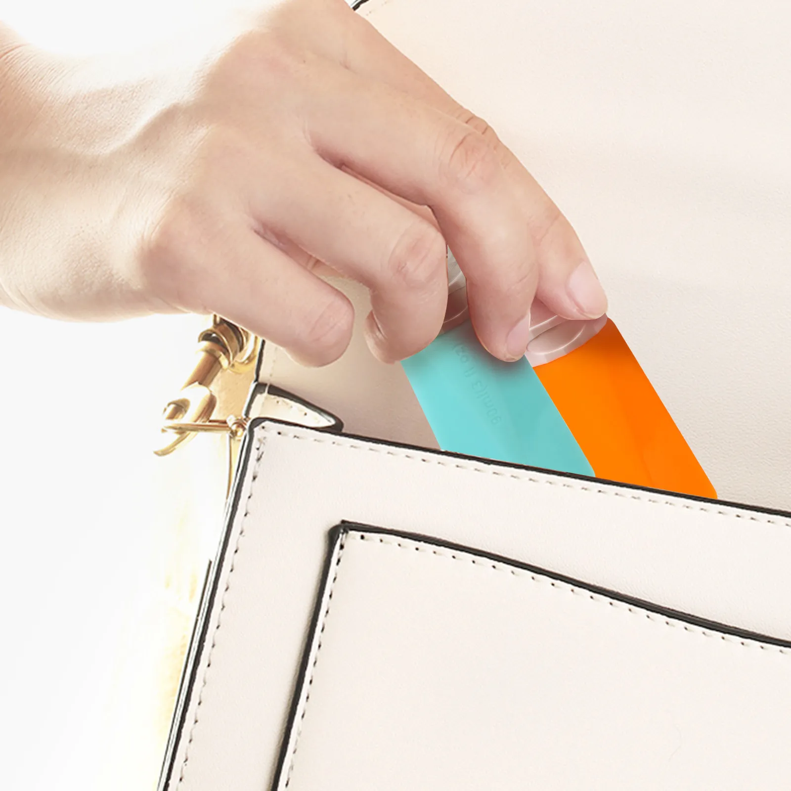 

Набор из 5 компактных силиконовых дорожных флаконов: многоразовые пустые емкости для лосьона, жидкого мыла, тоника, портативное хранение