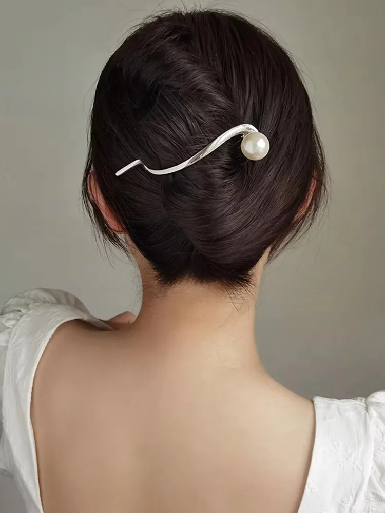 

New Pearl Hair Clips Hairpins Fashion Sweet Ponytail Clip Barrettes Hairgrips Headwear Women Hair Accessorie