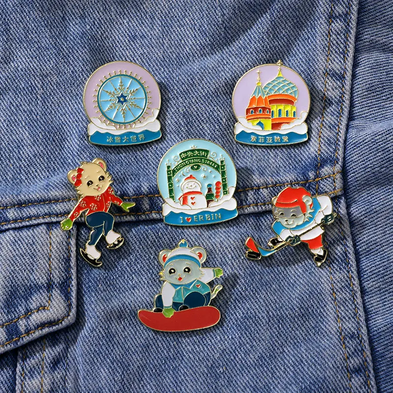 New Winter Sports Bear Series Enaeml  Brooches Cute Skating Skiing Ice Hockey Pattern Animal Pins