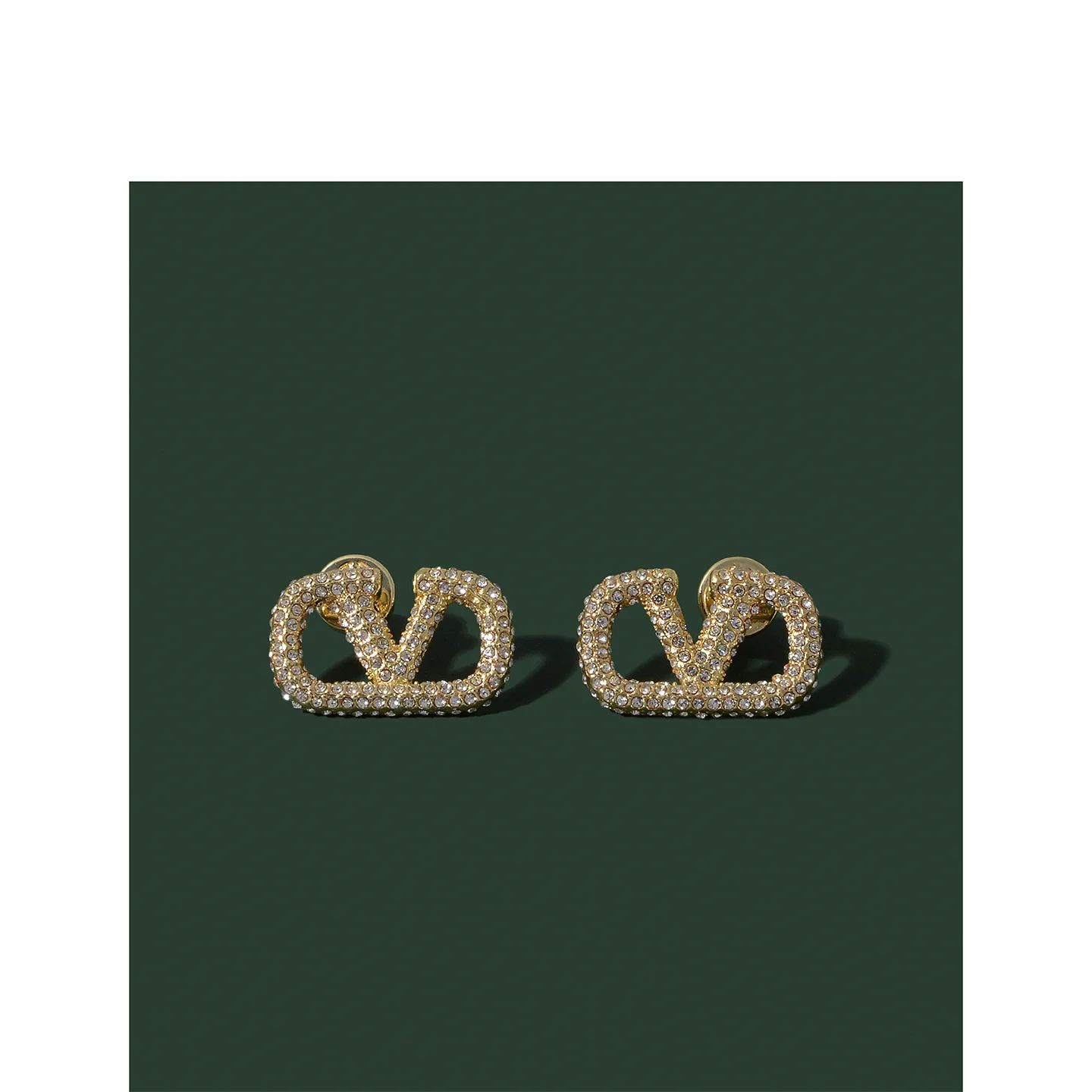 elegant-gold-letter-embedded-diamond-stud-earrings-va-lunarose-high-end-fashion-jewelry-square-shape-allergy-free-non-fading