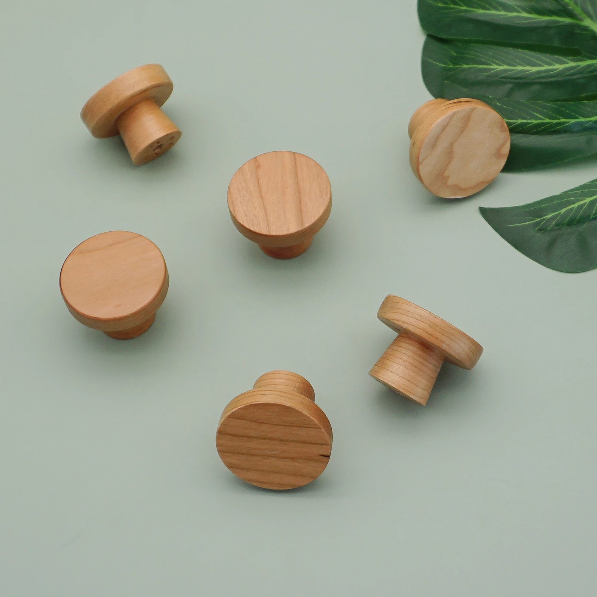 6 PCS Wooden Round Knobs for Cabinets and Drawers Beech Simple Wardrobe Pulls Single Hole Kitchen Accessories Furniture Hardware