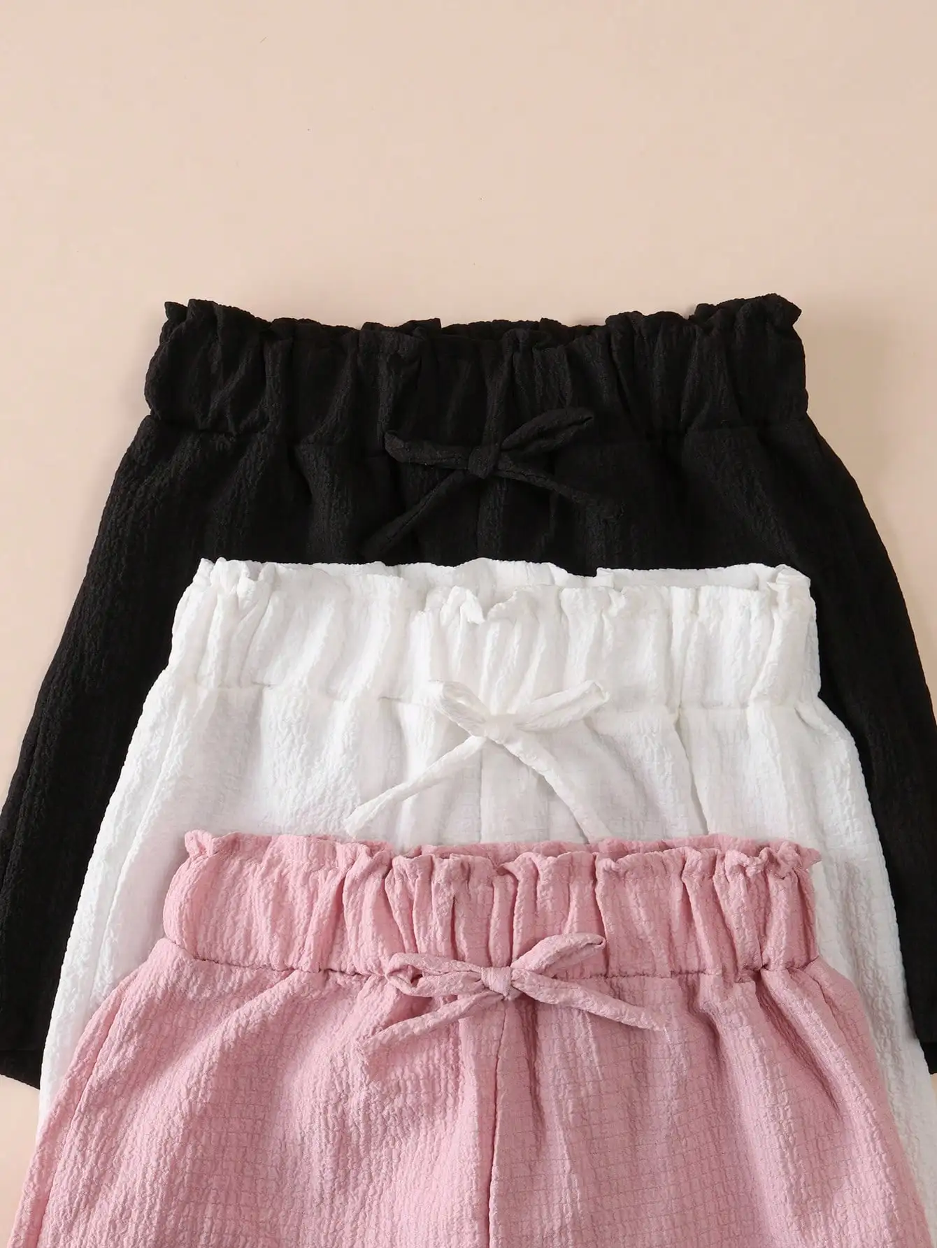 3-teiliges Set: Leichte, atmungsaktive Shorts für Kleinkinder (2-11 Jahre) mit elastischem Bund und Schleifendekor – Sommerliche Freizeitshorts für den Alltag – Detail 11